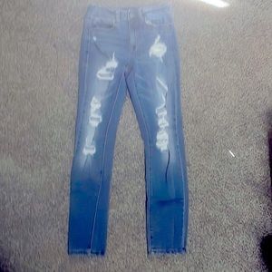 I’m only selling them casue there to short for me(I’m 4”10)